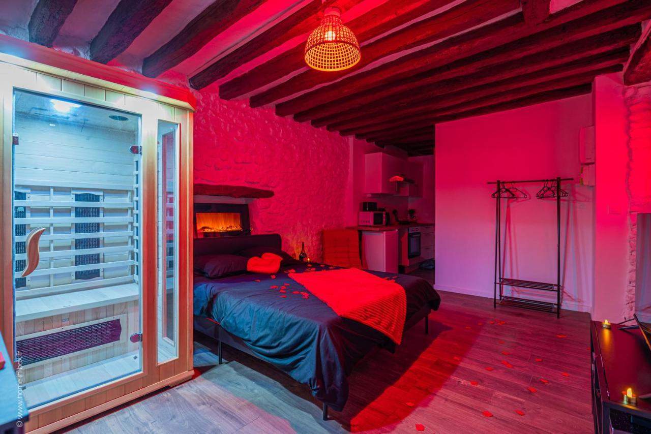 Love Room - Sauna - Secret Suite Au Calme Étampes Exteriör bild